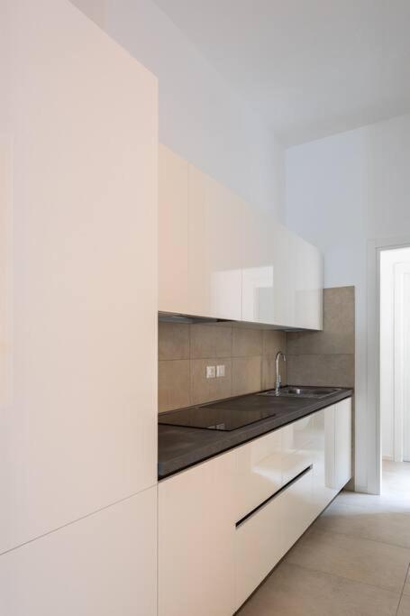 Apartment Isaia - 10 Minutes From Piazza Maggiore Bolonia Exterior foto
