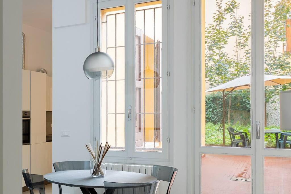 Apartment Isaia - 10 Minutes From Piazza Maggiore Bolonia Exterior foto
