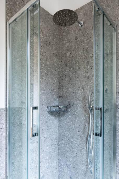 Apartment Isaia - 10 Minutes From Piazza Maggiore Bolonia Exterior foto