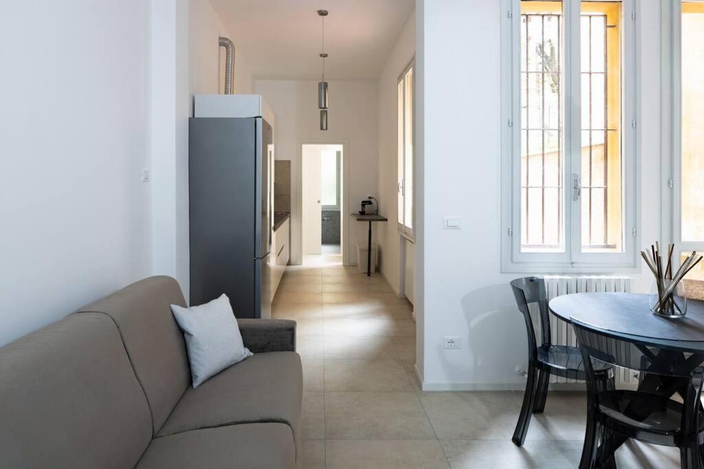 Apartment Isaia - 10 Minutes From Piazza Maggiore Bolonia Exterior foto